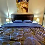 Paksoys Bostanli Flat Lux And City Center